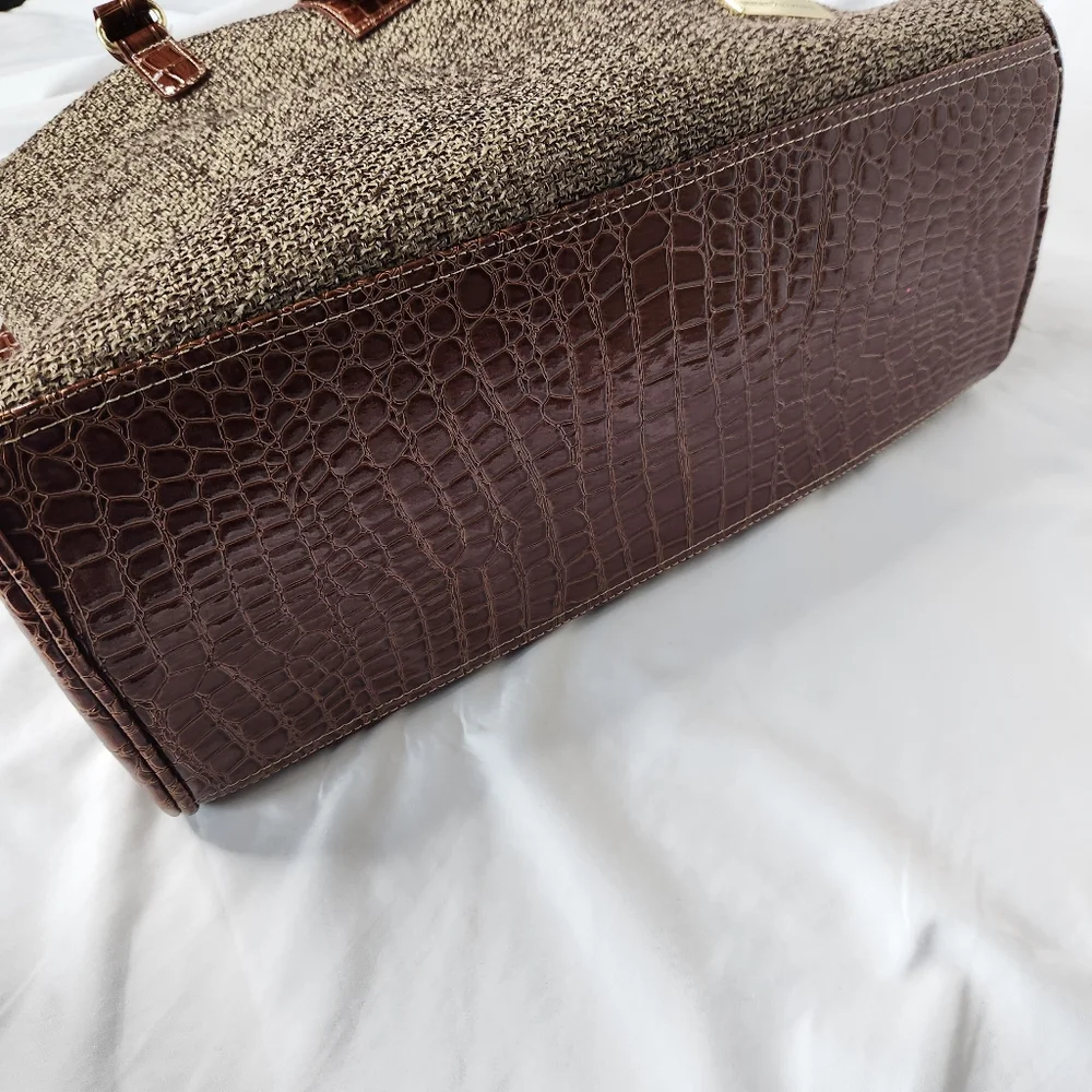 Samantha Brown Womens Metro Travel Bag Tote Croc Embossed